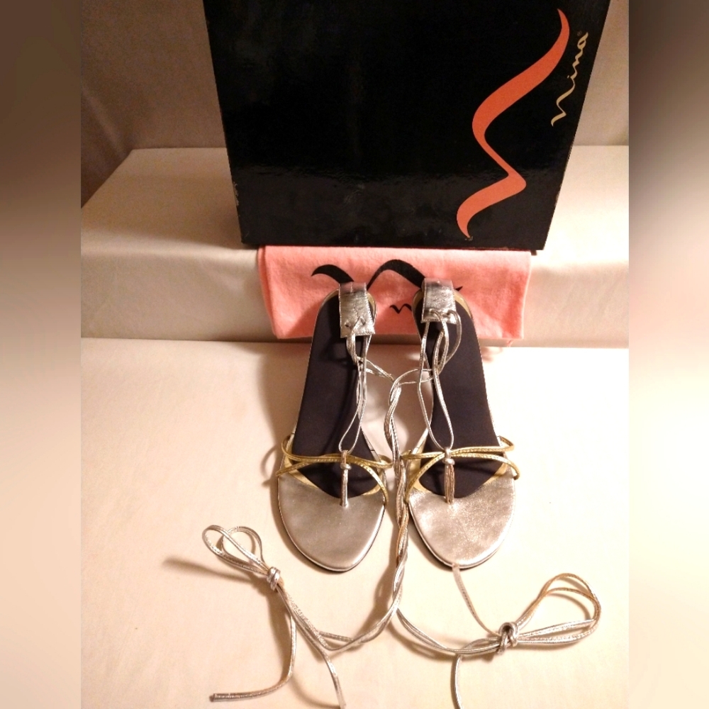 NINA GLYN-ML SILVER/GOLD ICE LEG-WRAP LEATHER SANDLES 9 1/2  M USA